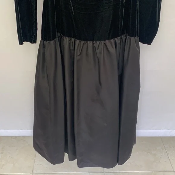 Vintage GUNNE SAX by Jessica McClintock Velvet & Taffeta Dress Black Size Medium - Picture 3 of 14